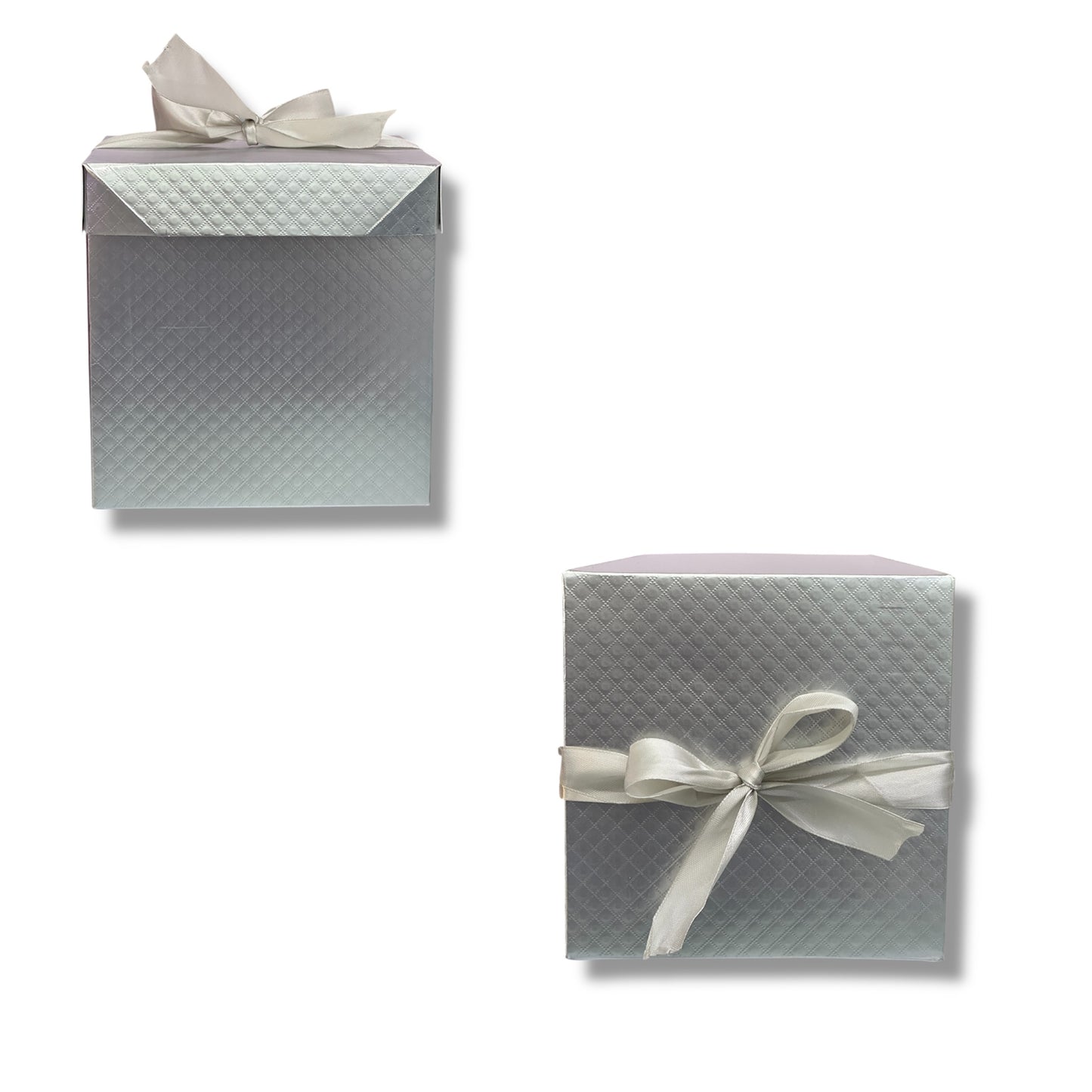 CAJAS PARA REGALOS CON TEMÁTICA NAVIDEÑA DE 14.5x14.5x15 CM