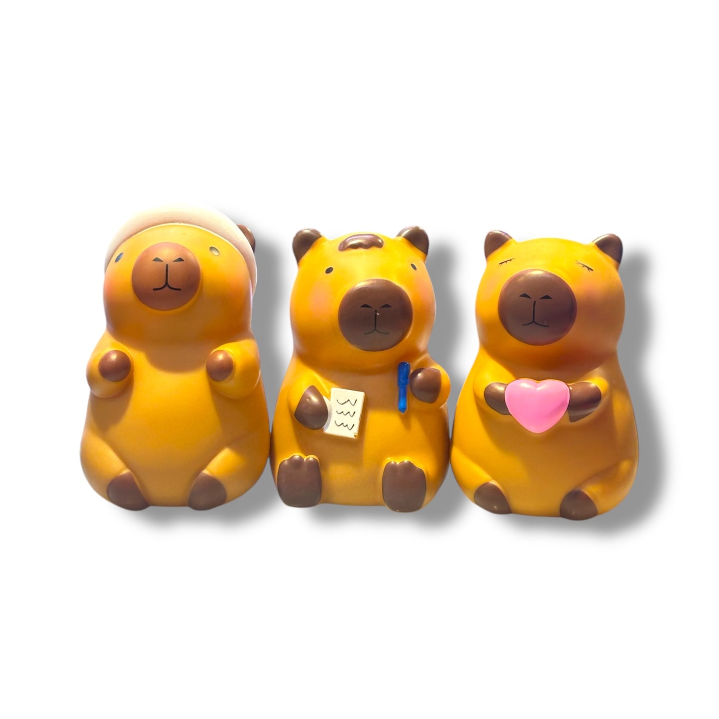 Figura plástica en forma de Capibara de 10 CM - 1 UNIDAD