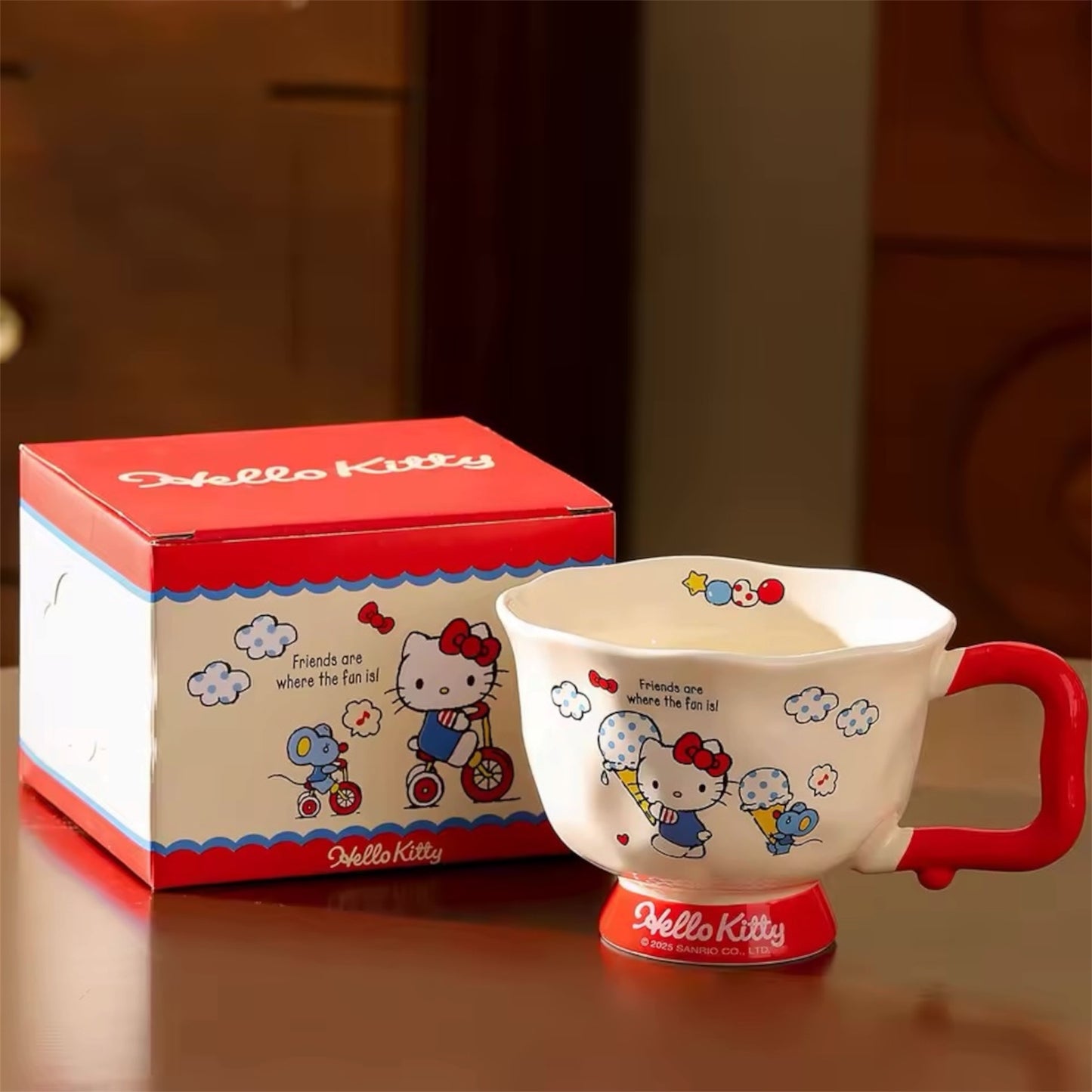 TAZA DE CERÁMICA CON DISEÑO DE HELLO KITTY VARIOS DISEÑOS - 1 UNIDAD