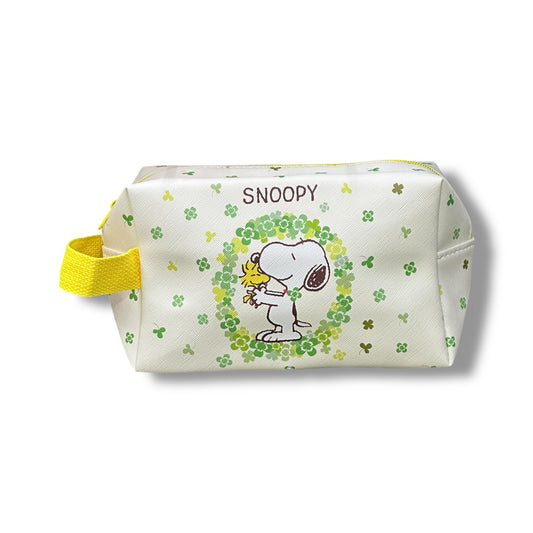 CARTUCHERA CON DISEÑO DE SNOOPY TIPO CUERO - VERDE
