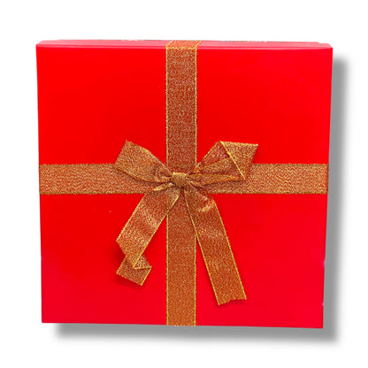 CAJA DE REGALO CON TEMÁTICA NAVIDEÑA DE 24.7x24.7x9.7 CM