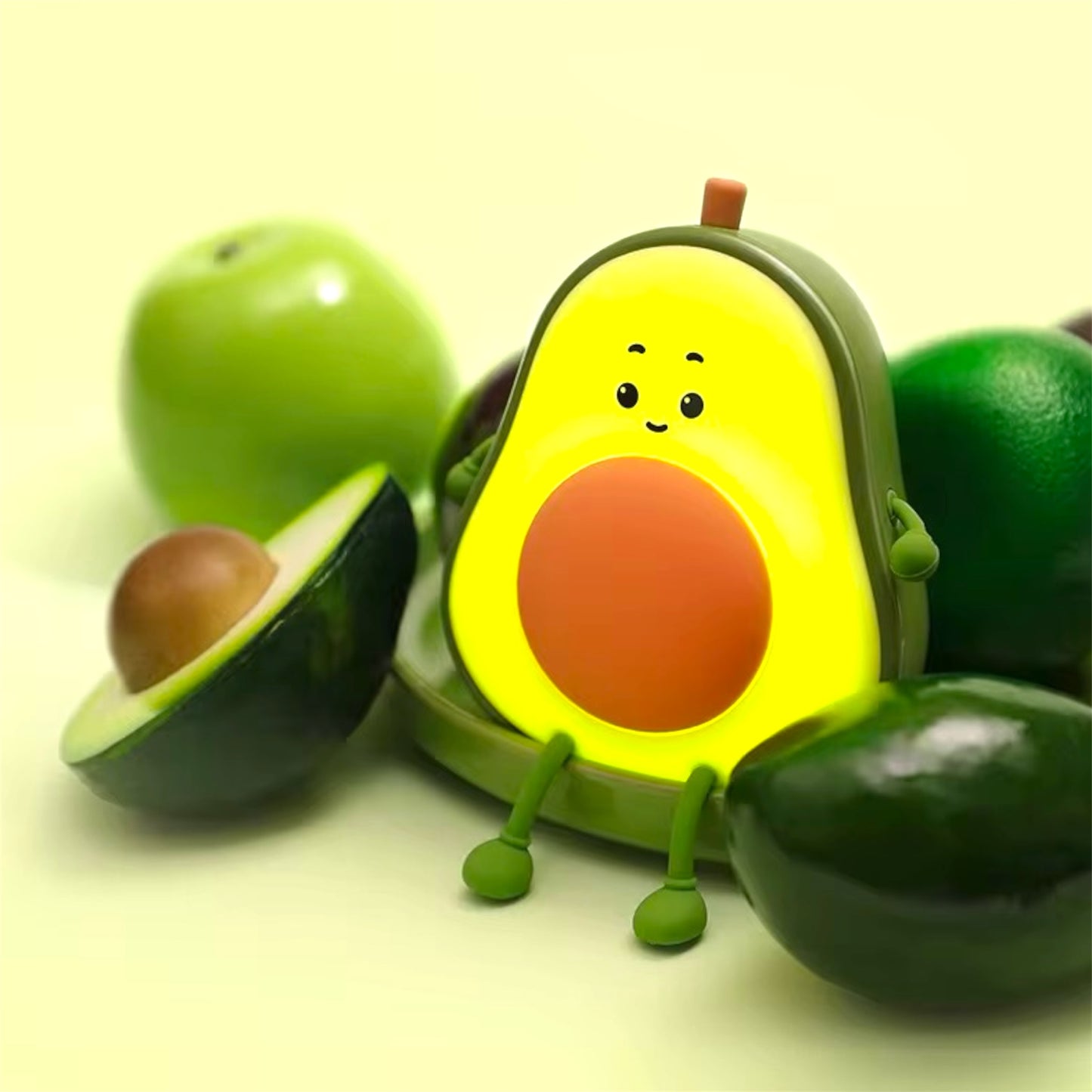 LÁMPARA CON DISEÑO DE AGUACATE