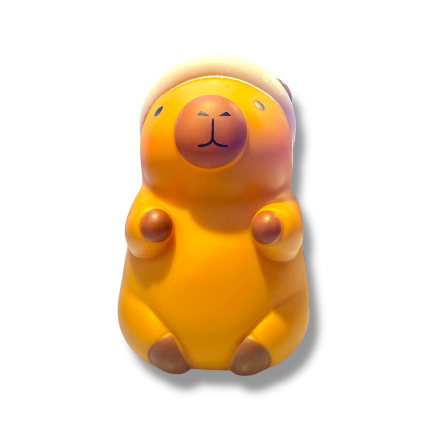 Figura plástica en forma de Capibara de 10 CM - 1 UNIDAD