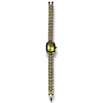 RELOJ DE ACERO PARA MUJER - DIFERENTE DISEÑOS - DIFERENTES TAMAÑOS - 1 UNIDAD