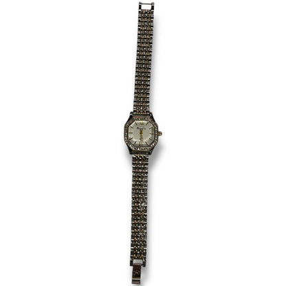 RELOJ DE ACERO PARA MUJER - DIFERENTE DISEÑOS - DIFERENTES TAMAÑOS - 1 UNIDAD