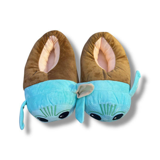 PANTUFLAS PARA ADULTOS CON DISEÑO DE BABY YODA