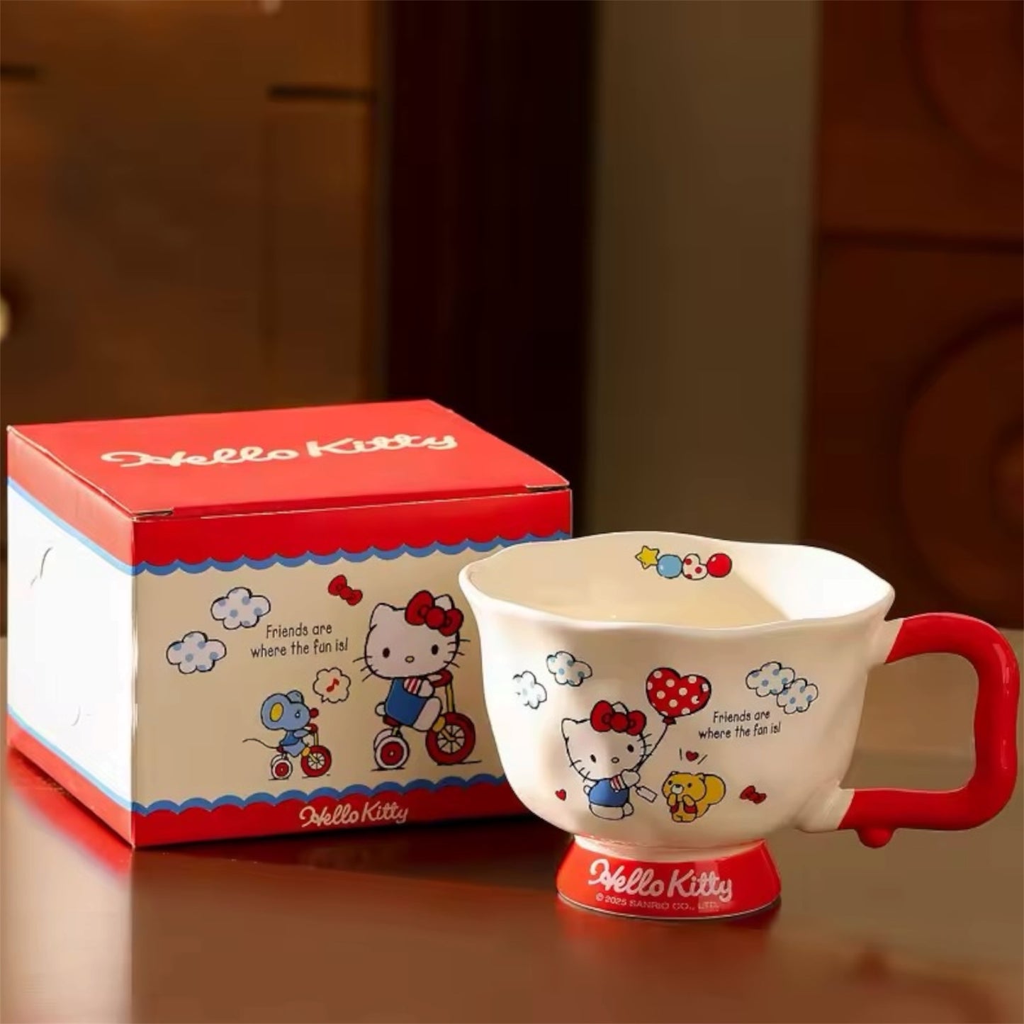 TAZA DE CERÁMICA CON DISEÑO DE HELLO KITTY  VARIOS DISEÑOS - 1 UNIDAD