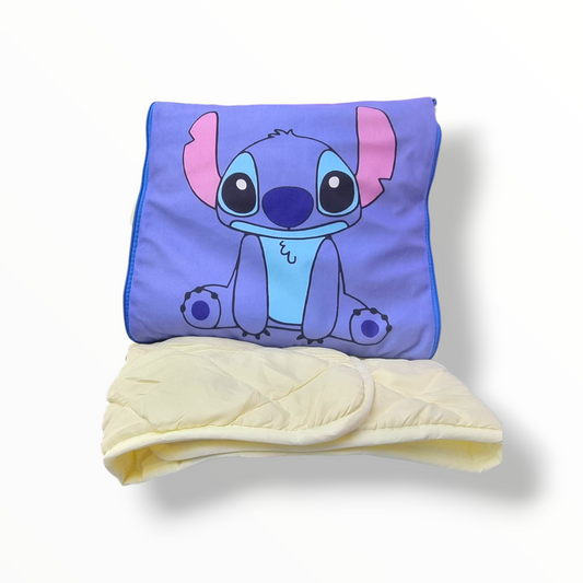 ALMOHADA TIPO COBIJA CON DISEÑO DE STITCH