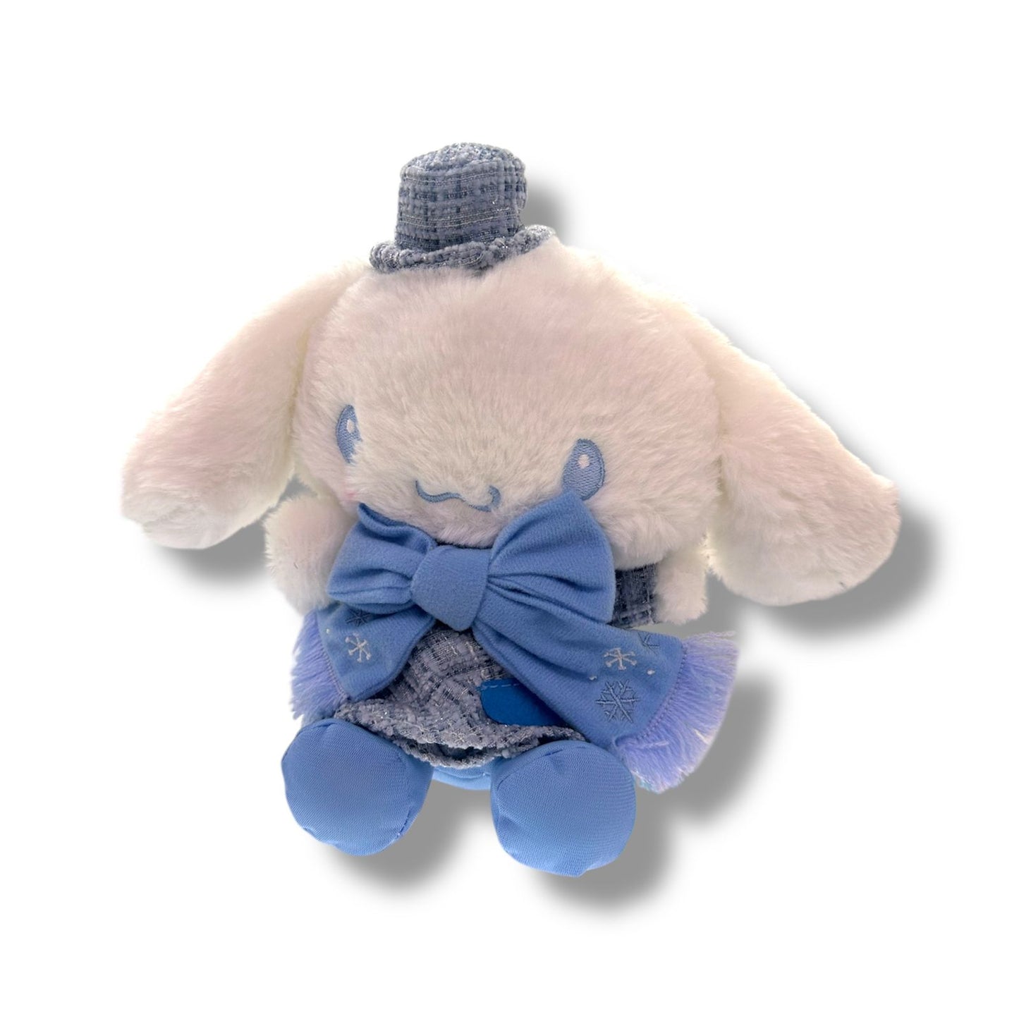 PELUCHE SANRIO CINAMORROL CON VESTIMENTA RAYADA DE 22CM